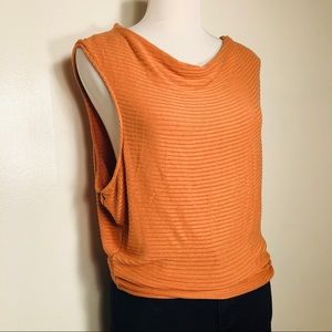 “Free People”✌🏼Sleeveless Top